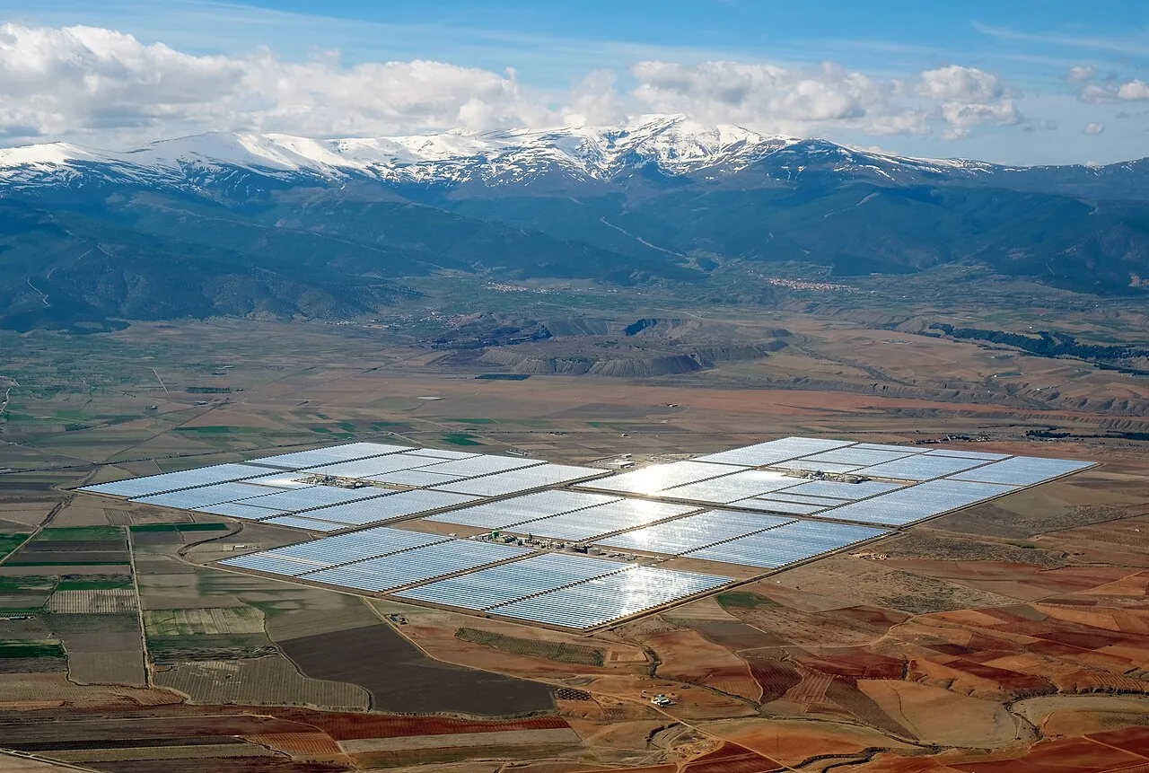 L'essor mondial des énergies renouvelables et du solaire pour lutter contre le changement climatique