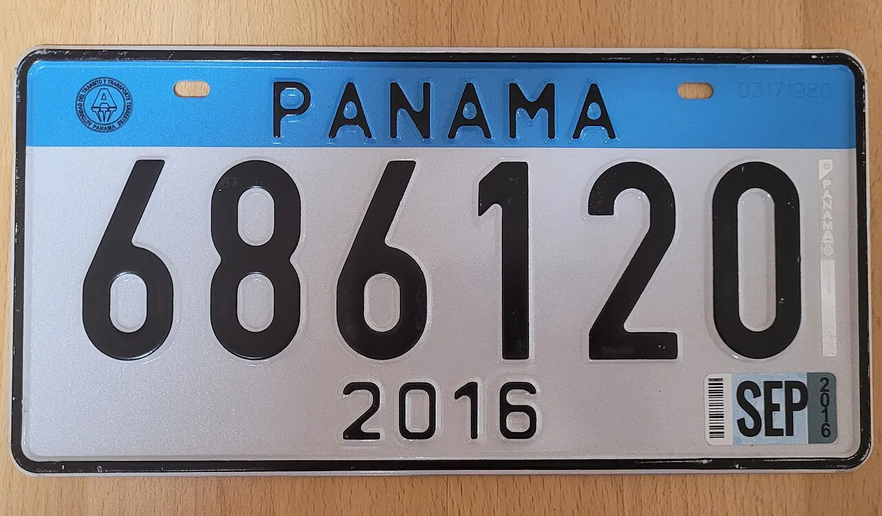 L'évolution des plaques d'immatriculation au Panama reflète la modernisation des transports du pays
