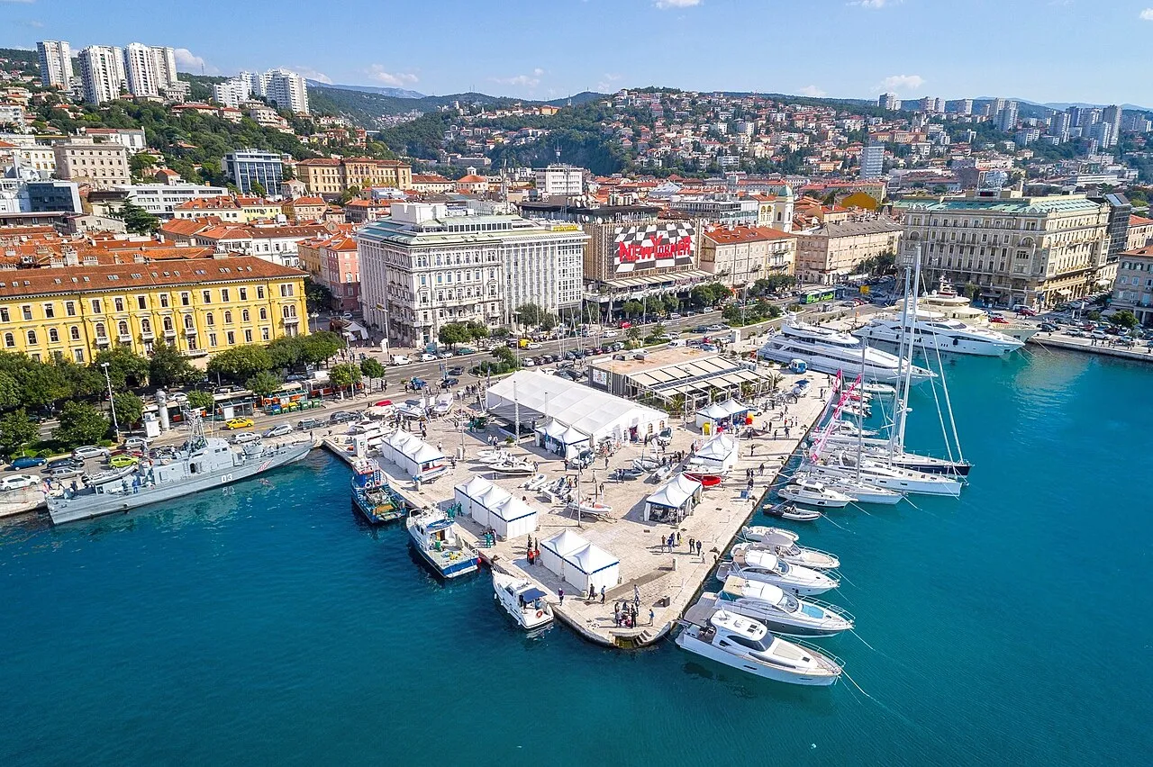 Vue panoramique de Rijeka, le principal port et centre maritime de la Croatie sur la mer Adriatique